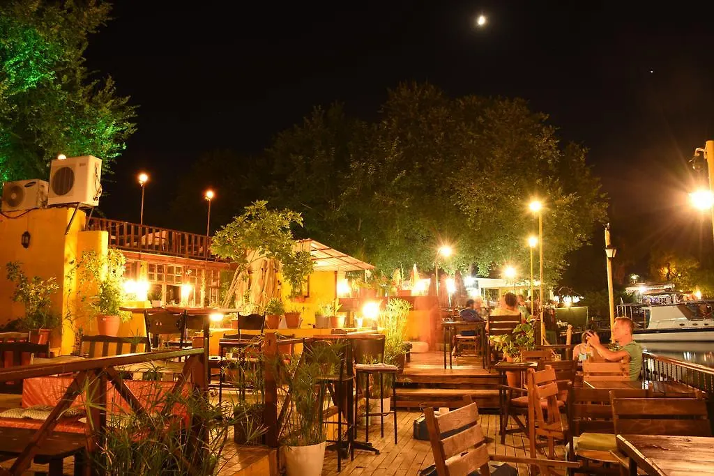 Villa Dalyan Camping Lodge