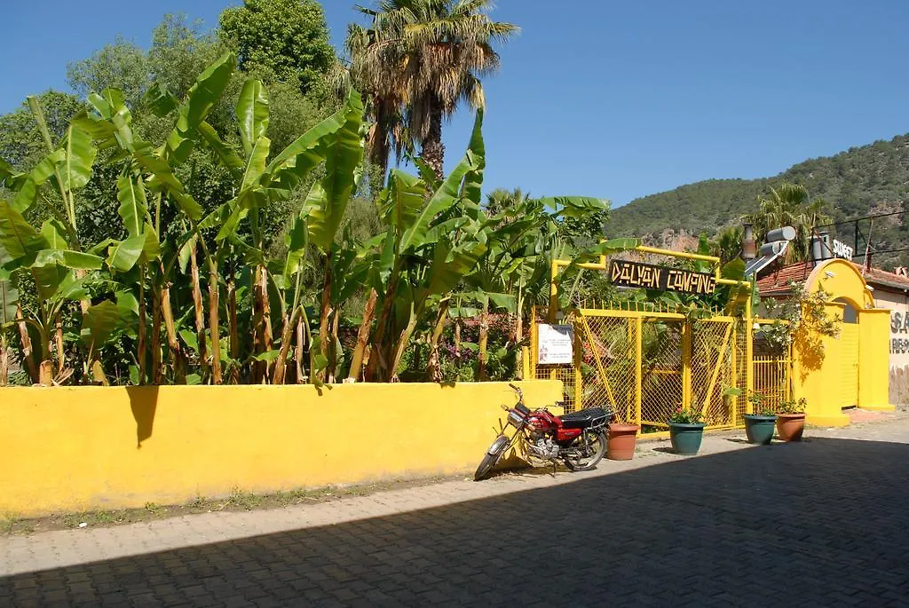 Вилла Dalyan Camping Деревянный коттедж